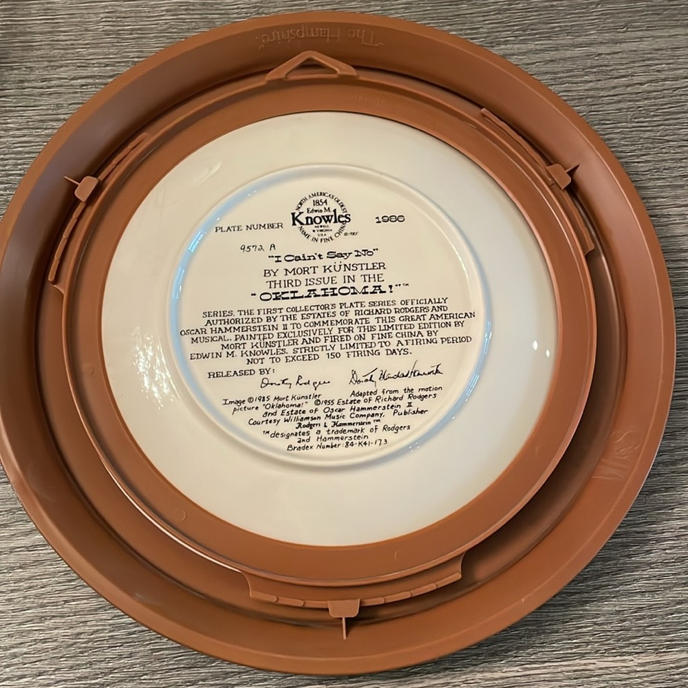 Oklahoma! Collector’s Plate - Picture 6 of 6